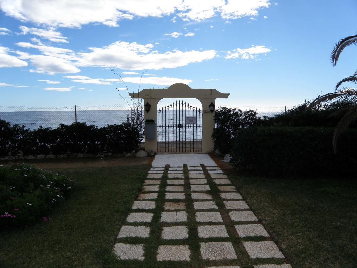 Apartamento En La Playa Daire Mijas Costa Dış mekan fotoğraf