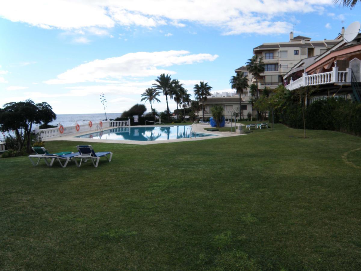 Apartamento En La Playa Daire Mijas Costa Dış mekan fotoğraf