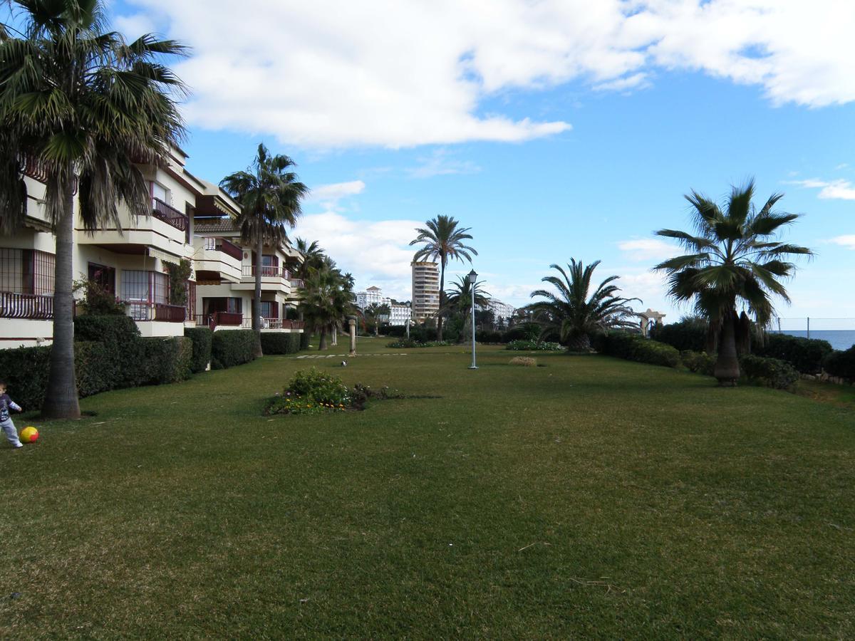 Apartamento En La Playa Daire Mijas Costa Dış mekan fotoğraf